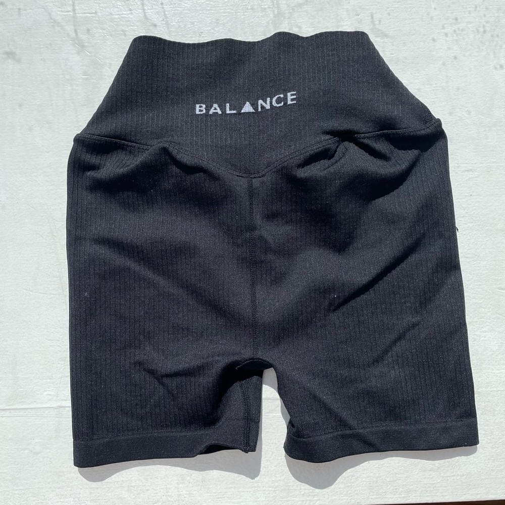 Balance Biker Shorts